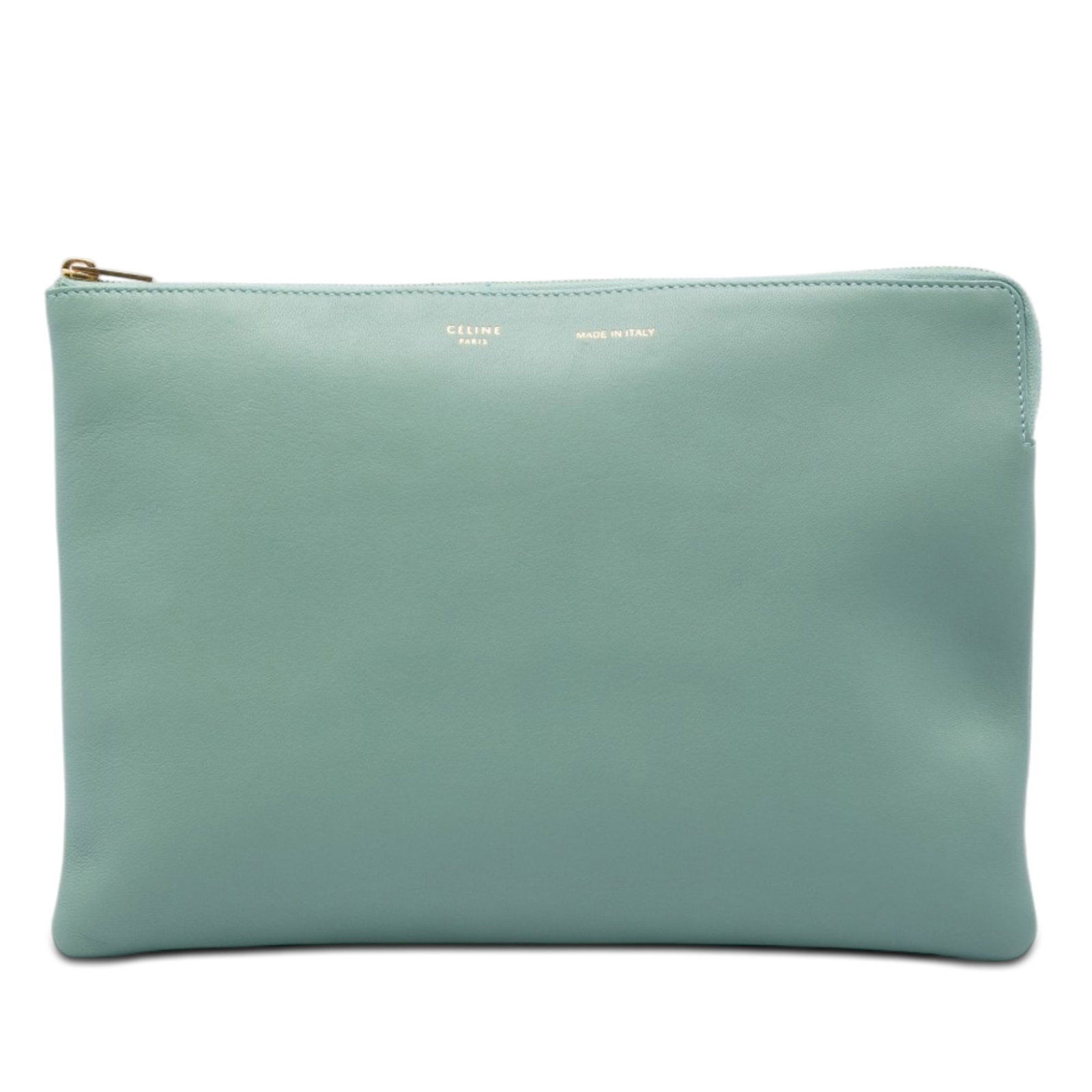 Celine Solo Clutch Green Lambskin Leather Zip Bag: Celine Solo Clutch Green Lambskin Leather Zip Bag A Celine Lambskin Solo Clutch in green leather with a streamlined silhouette. It features a top zip closure and interior slip pockets. Made in Italy. 