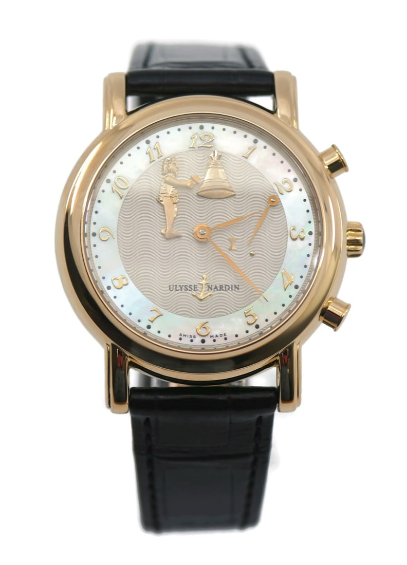 Ulysse Nardin Hourstriker 18K Rose Gold Mechanical Watch 756-22: Ulysse Nardin Hourstriker 18K Rose Gold Mechanical Watch 756-22 Experience the elegance of the Ulysse Nardin Hourstriker wristwatch, crafted in exquisite 18K rose gold. This pre-owned timepiece featur