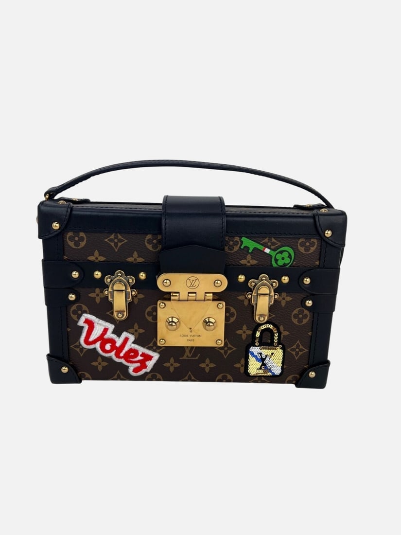 Louis Vuitton Petit Malle Monogram Canvas Crossbody Clutch with Patches: Louis Vuitton Petit Malle Monogram Canvas Crossbody Clutch with Patches Introducing the Louis Vuitton Petite Malle Patches Monogram Crossbody Clutch Bag, a stylish and versatile accessory perfect for 