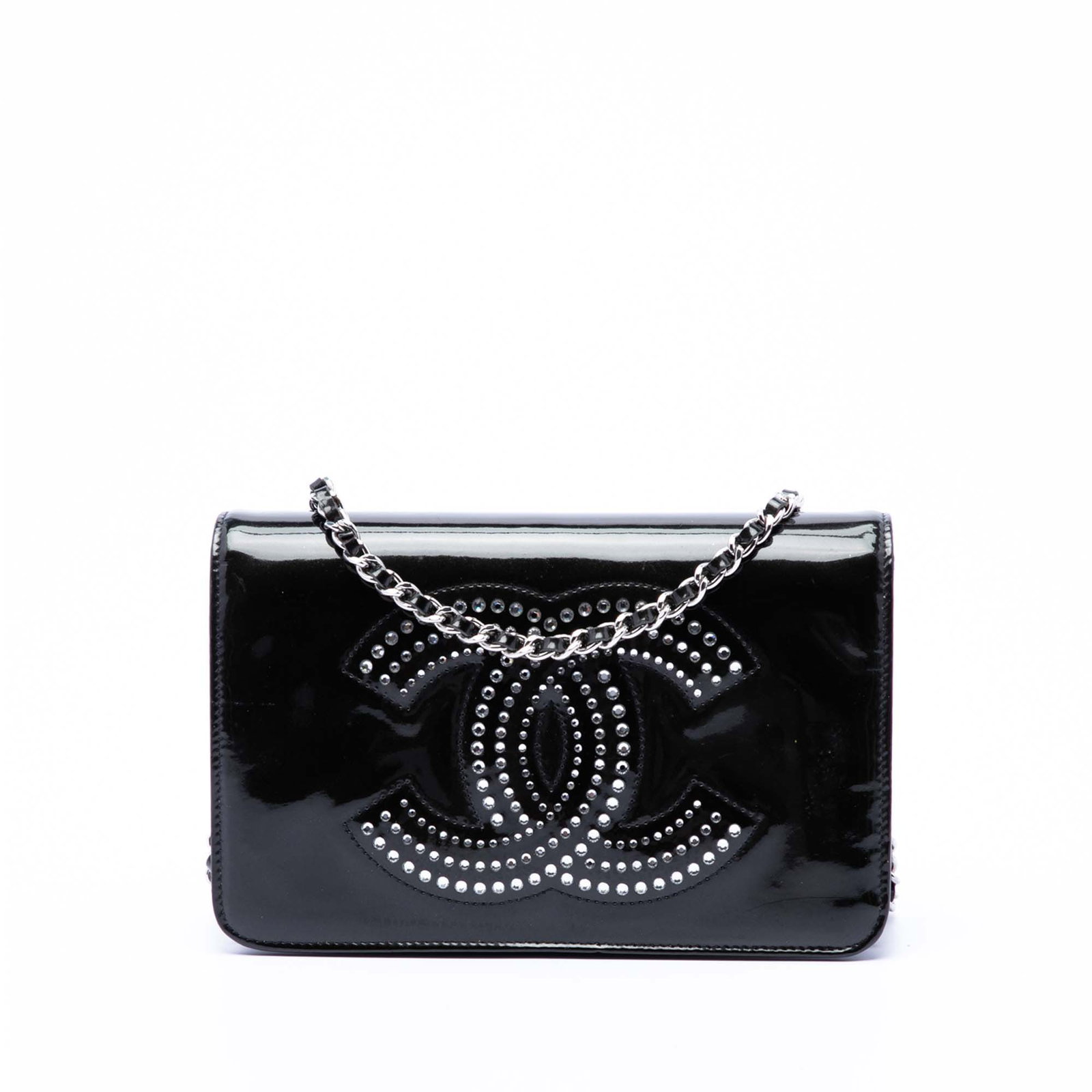 Chanel CC Strass Patent Leather Wallet on Chain Black: Chanel CC Strass Patent Leather Wallet on Chain Black A Chanel wallet on chain in black patent leather with rhinestone embellishments and a leather-woven chain link strap. It features a front flap wit