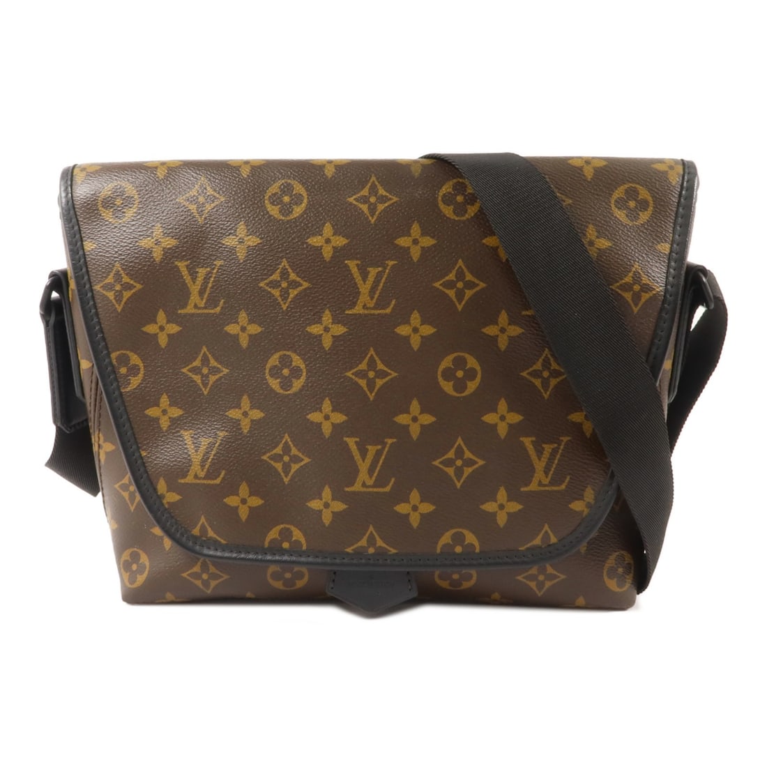 Louis Vuitton M45557 Monogram Macassar Magnetic Shoulder Bag: Louis Vuitton M45557 Monogram Macassar Magnetic Shoulder Bag Louis Vuitton Magnetic Messenger shoulder bag in Monogram Macassar with a brown and black colorway. This women's shoulder bag features a ma