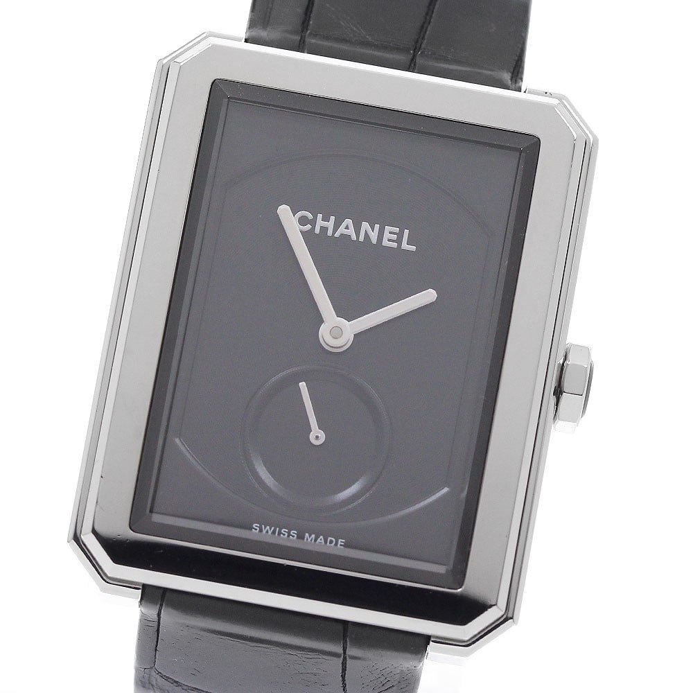CHANEL Boyfriend H5319 Unisex Hand Wound Wristwatch: CHANEL Boyfriend H5319 Unisex Hand Wound Wristwatch CHANEL Boyfriend wristwatch with a hand-wound movement and black dial. This unisex model features a stainless steel case, leather strap, and small s