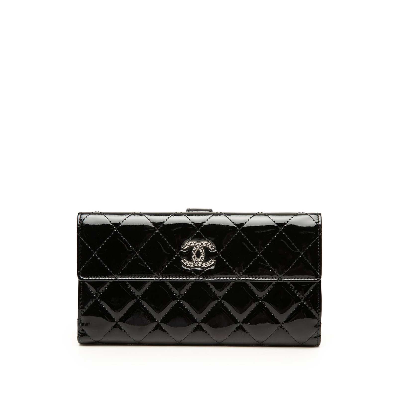 Chanel Brilliant Continental Wallet Black Quilted Patent Leather CC: Chanel Brilliant Continental Wallet Black Quilted Patent Leather CC A Chanel CC Quilted Patent Brilliant Continental Wallet crafted in black patent leather. The design features a front flap with magne