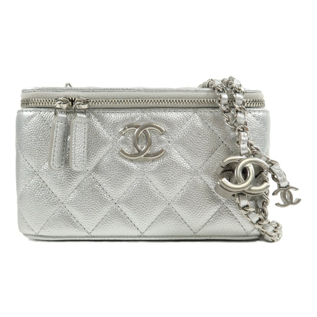 CHANEL AP3940 25B Vanity Case Shoulder Bag Silver Calfskin: CHANEL AP3940 25B Vanity Case Shoulder Bag Silver Calfskin Chanel vanity case shoulder bag in silver calfskin leather with CC detailing and silver-tone hardware. This women's bag features a zip-fasten