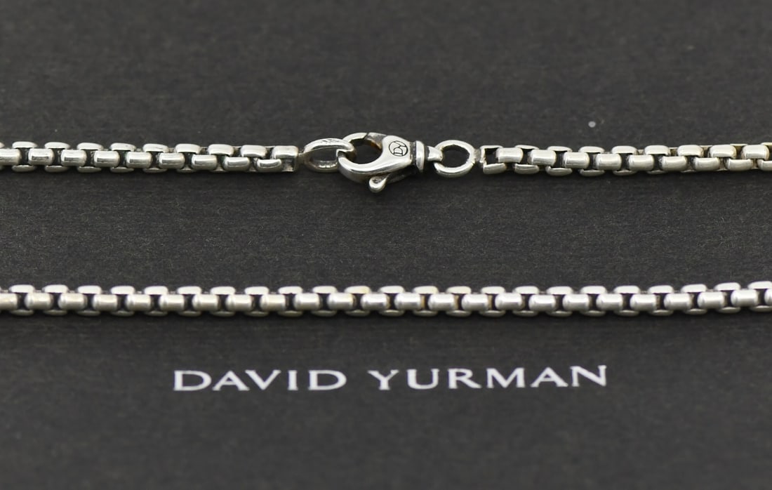 David Yurman 925 Sterling Silver Chain Necklace 20 Inches: David Yurman 925 Sterling Silver Chain Necklace 20 Inches David Yurman sterling silver chain necklace with a clean, versatile design and no main stone. This pre-owned piece is crafted in 925 sterling 