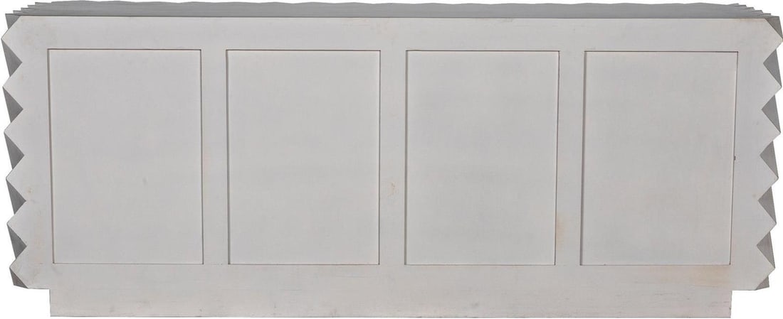 Noir Hikaru Mahogany Dresser White Wash English Traditional Style: Noir Hikaru Mahogany Dresser White Wash English Traditional Style Introducing the Elegant Mahogany Dresser, beautifully finished in a white wash that complements any decor. This chest of drawers featu