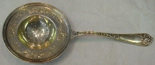International Wellesley Sterling Silver 7 Inch Tea Strainer: International Wellesley Sterling Silver 7 Inch Tea Strainer Sterling silver tea strainer in the Wellesley pattern by International. It is all sterling, measures 7 inches, and was made in the United St