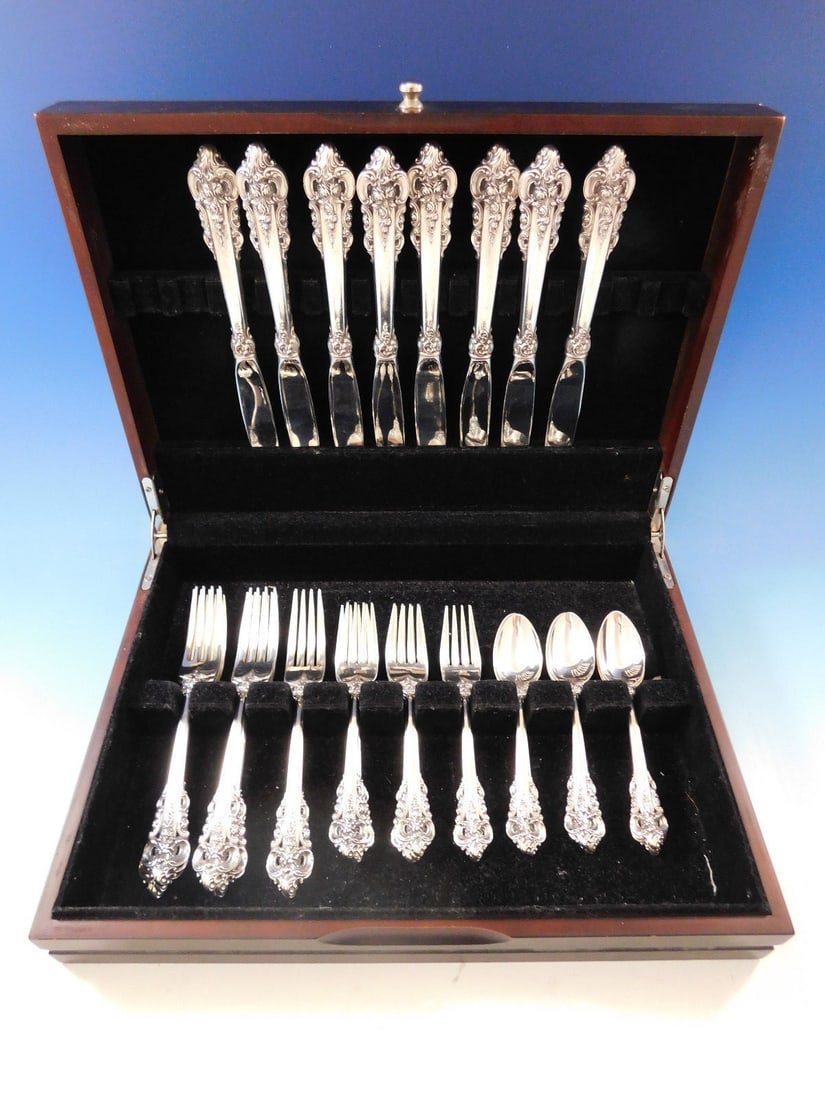 32 Piece Wallace Grande Baroque Sterling Silver Dinner Flatware Service for 8 (1 of 5)