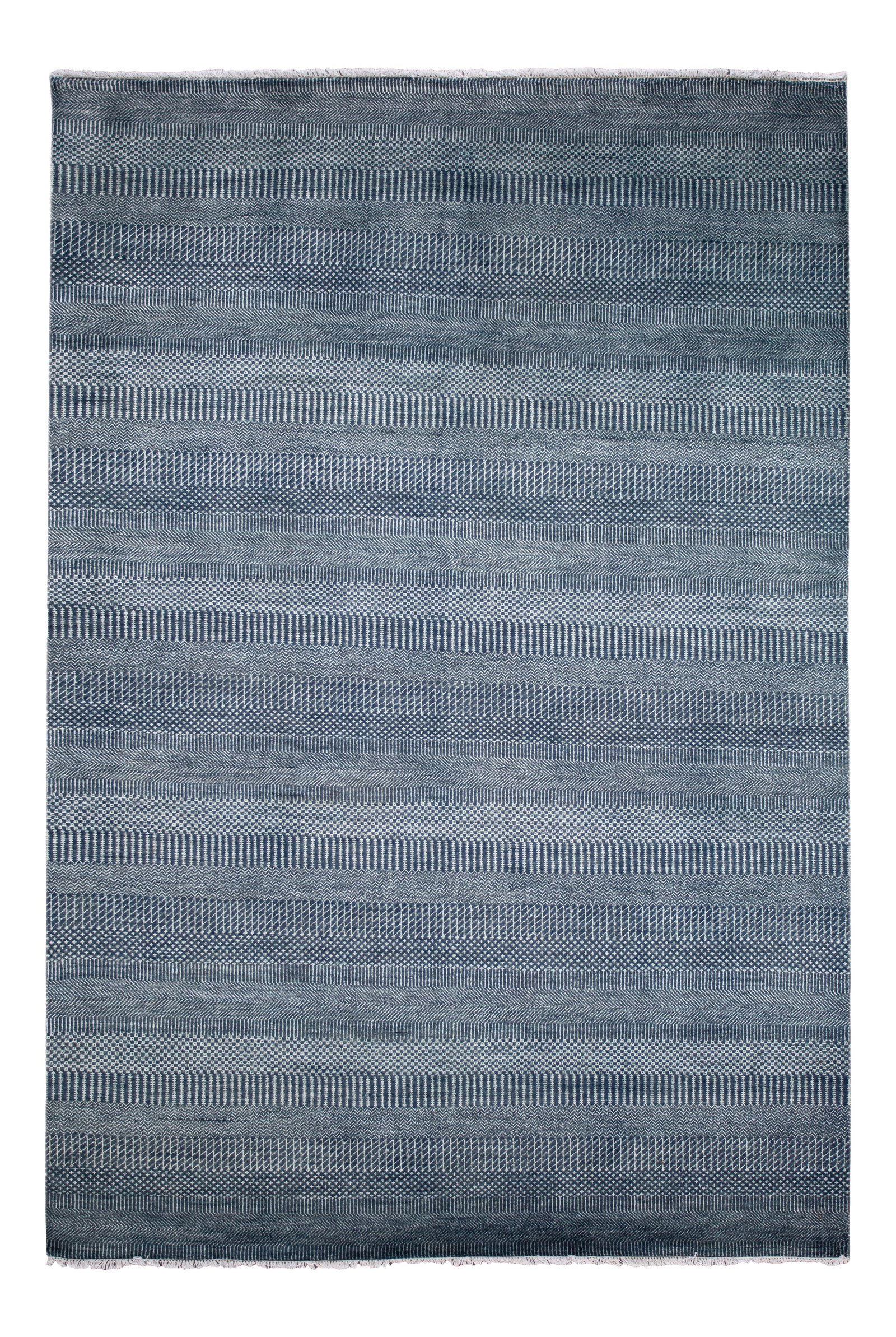 Hand-Knotted 20th Century Savannah-Style Wool Rug 6'1" x 9'2" Blue: Hand-Knotted 20th Century Savannah-Style Wool Rug 6'1" x 9'2" Blue Discover the elegance of this 20th Century Vintage Savannah Style Wool Rug, expertly hand-knotted for quality and durability. Featuri