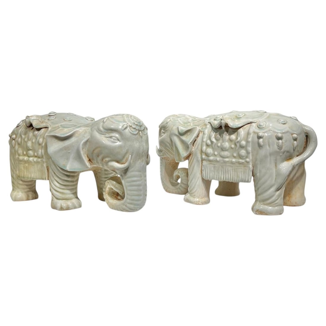 Set of 2 Chinese ceremonial ceramic elephants celadon glaze (1 of 10)