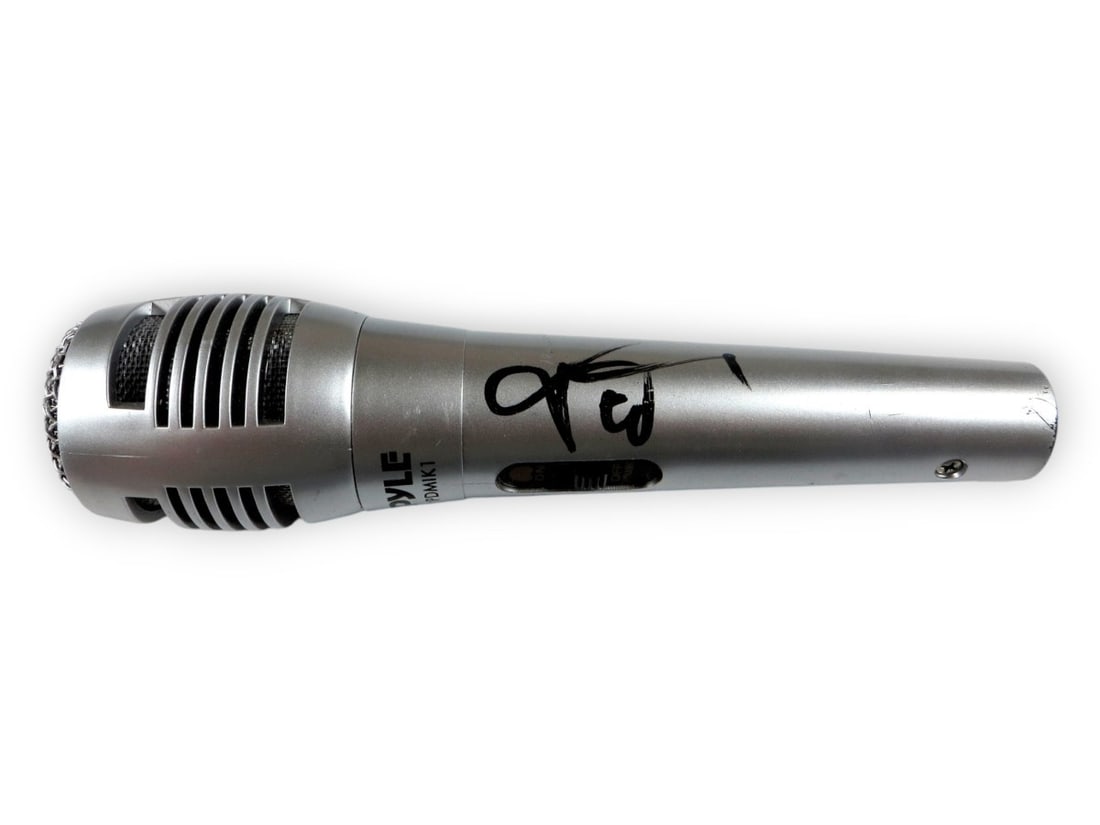 Microphone Hand Signed by Erykah Badu with Beckett Authentication: Microphone Hand Signed by Erykah Badu with Beckett Authentication This is a microphone autographed by renowned singer and songwriter Erykah Badu. The signature on this item has been authenticated by B