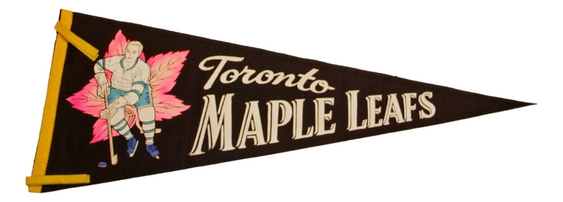 Rare 29 Inch Toronto Maple Leafs Hockey Pennant c 1950 (1 of 4)