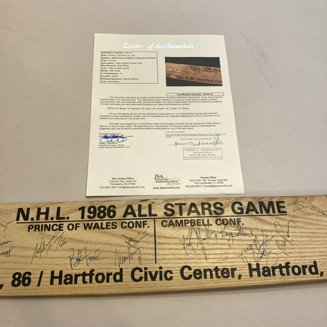 Sher-Wood 1986 NHL All-Star Game Signed Hockey Stick 18 Autographs JSA: Sher-Wood 1986 NHL All-Star Game Signed Hockey Stick 18 Autographs JSA Large Sher-Wood hockey stick from the 1986 NHL All-Star Game, signed in person by players at the event in Hartford. This unusual 
