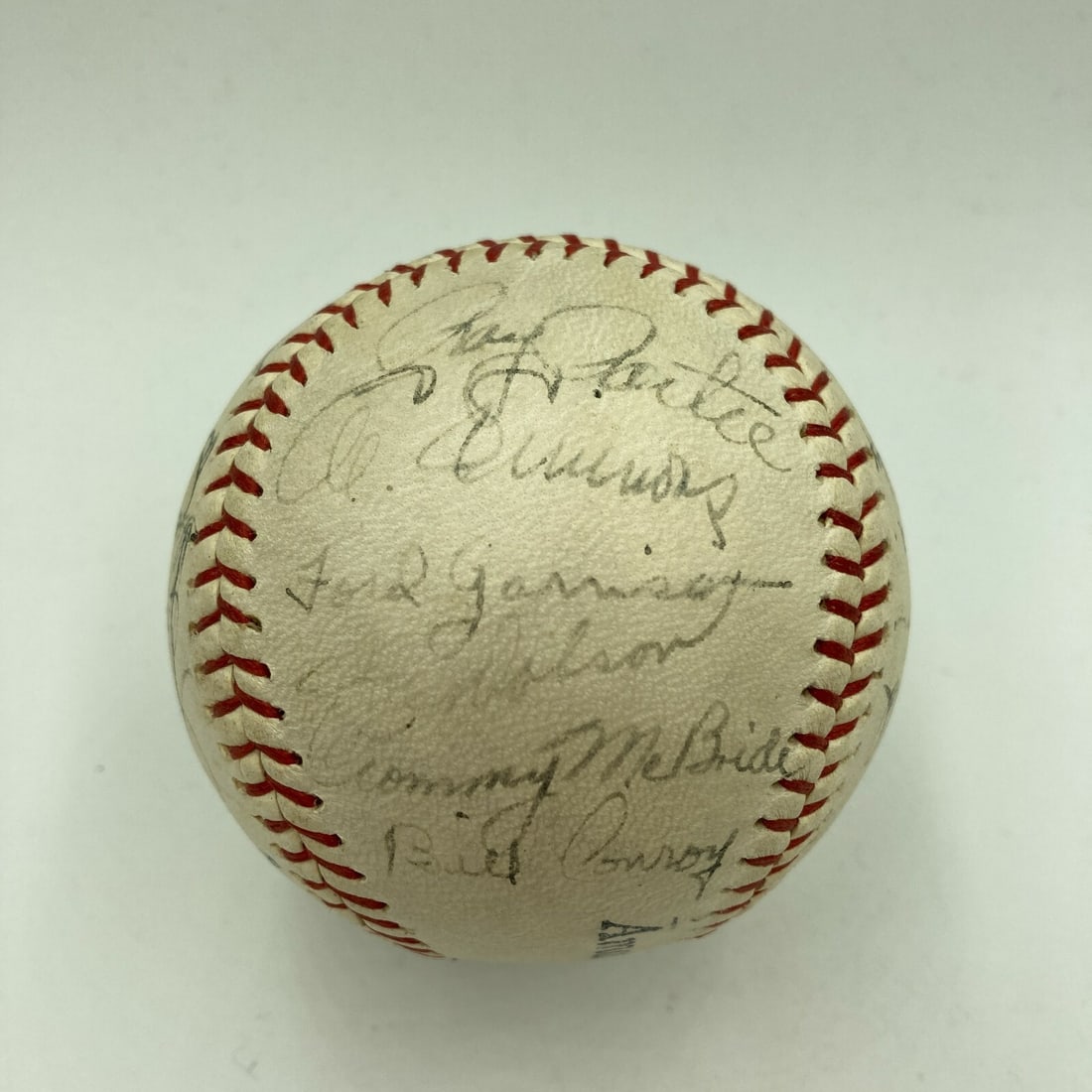 1943 Boston Red Sox Baseball Signed by Team with Ted Williams JSA Authenticated: 1943 Boston Red Sox Baseball Signed by Team with Ted Williams JSA Authenticated This is an original 1943 Boston Red Sox team-signed baseball featuring signatures from notable players, including Ted Wi