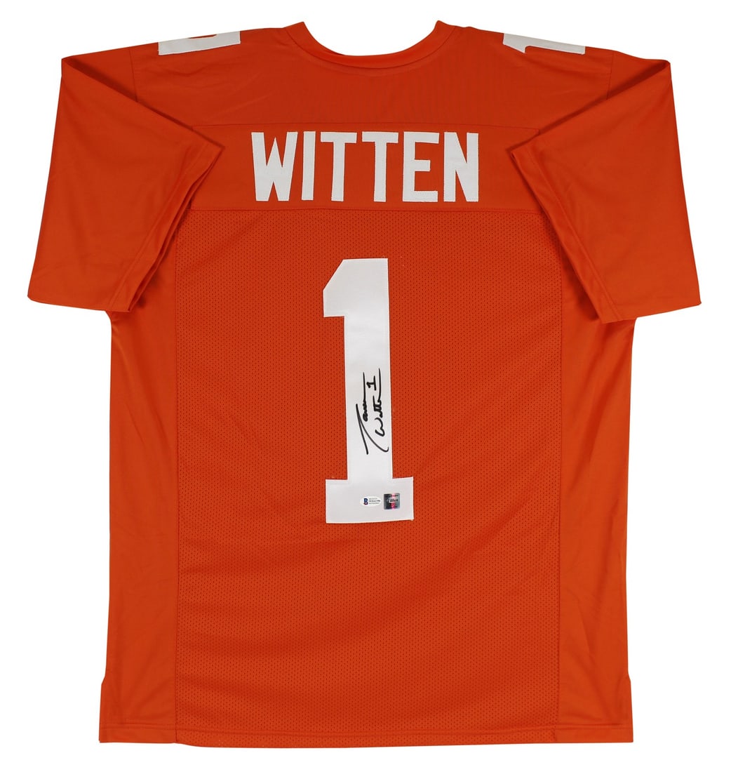 Jason Witten Signed Tennessee Volunteers Orange Jersey Beckett BAS Witnessed: Jason Witten Signed Tennessee Volunteers Orange Jersey Beckett BAS Witnessed Authentic orange pro style jersey personally signed by Jason Witten and associated with the Tennessee Volunteers. This BAS 