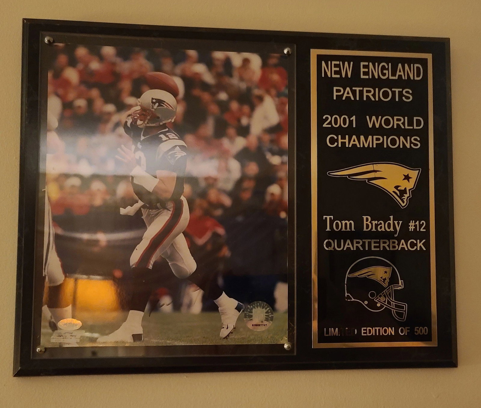 Mounted Memories authenticated Tom Brady autographed photo plaque (1 of 4)