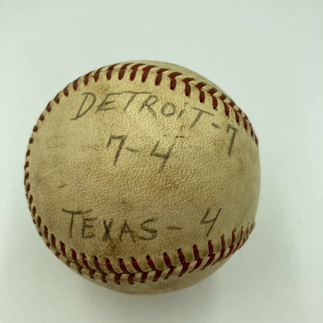 Game Used Final Pitch Baseball Mickey Lolich Signed Beckett LOA (1 of 8)