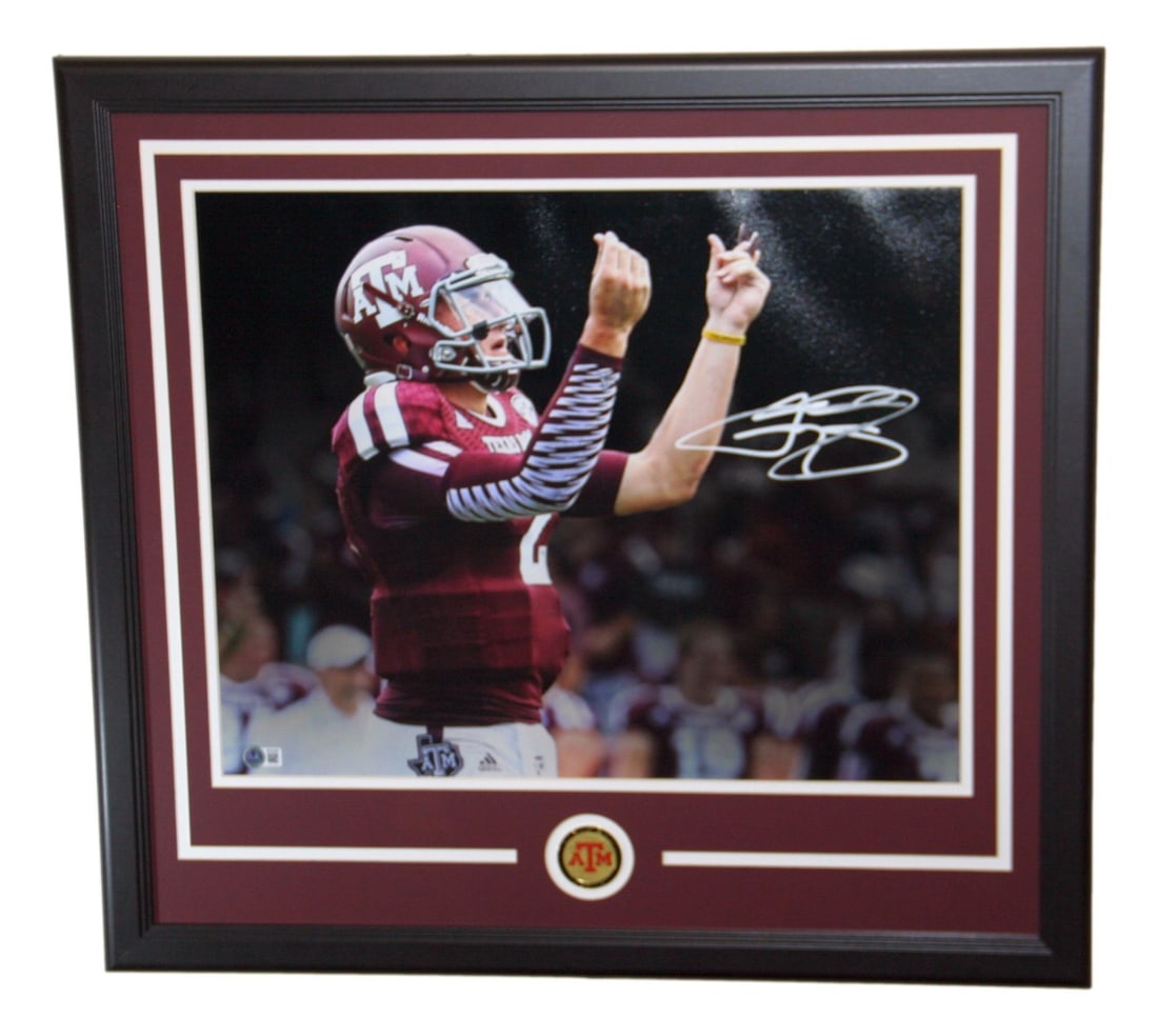 Framed Texas A&M Aggies Johnny Manziel signed 20x16 photo BAS Beckett (1 of 3)