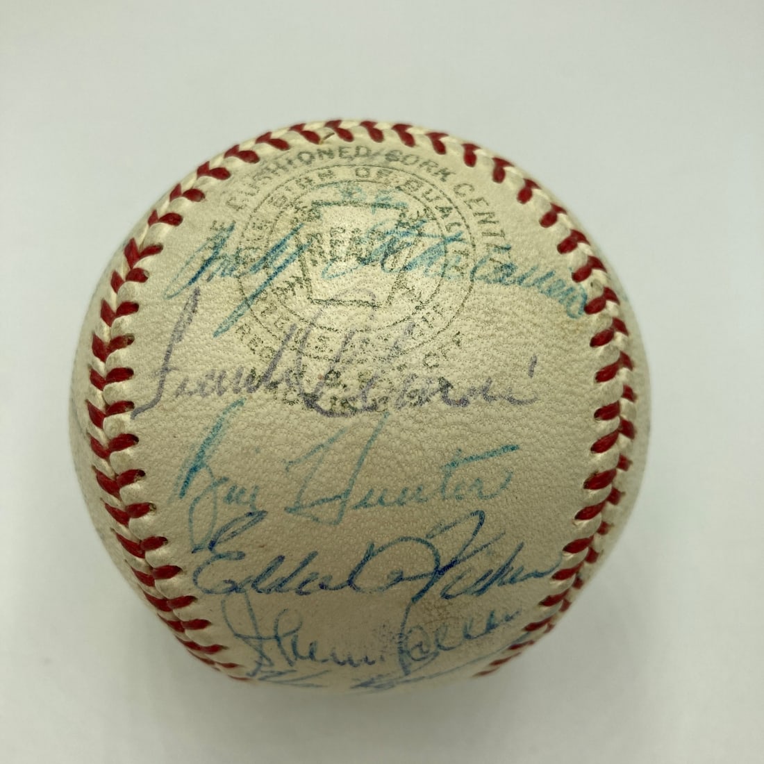 Baltimore Orioles 1966 AL Baseball Signed by World Series Champions JSA Certified: Baltimore Orioles 1966 AL Baseball Signed by World Series Champions JSA Certified This is an original American League baseball signed by the 1966 Baltimore Orioles World Series Champions team. The bal