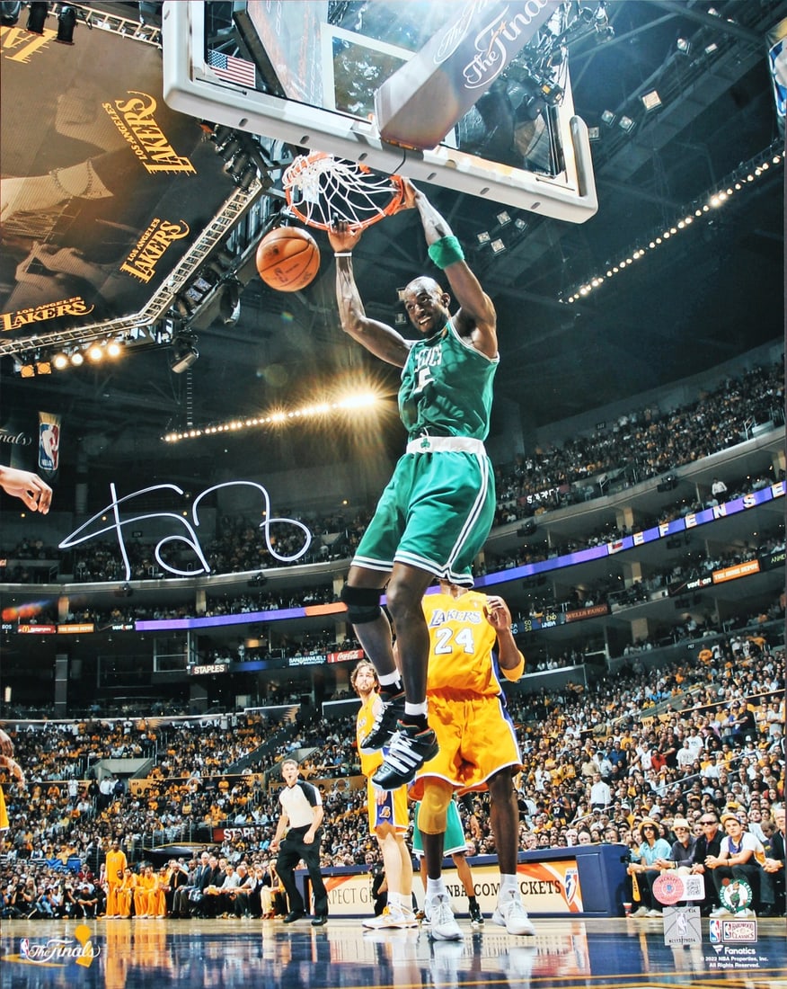 Kevin Garnett autographed 16x20 Lakers game photo Beckett BAS Witnessed: Kevin Garnett autographed 16x20 Lakers game photo Beckett BAS Witnessed Autographed 16x20 vertical photo featuring Kevin Garnett of the Boston Celtics versus the Lakers. The item is original and perso