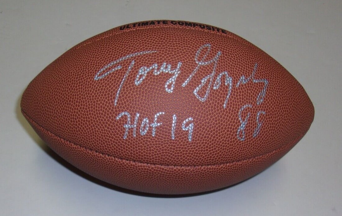 Autographed Football by Tony Gonzalez with COA Hall of Fame 2019 Chiefs Falcons: Autographed Football by Tony Gonzalez with COA Hall of Fame 2019 Chiefs Falcons This is an original football signed by Tony Gonzalez, a Hall of Fame inductee in 2019 who played for the Kansas City Chi