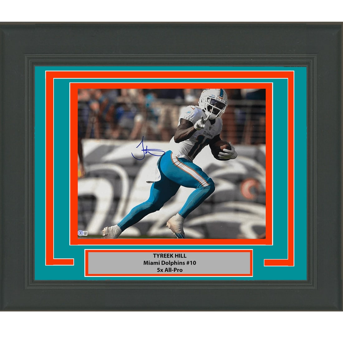 Tyreek Hill signed 16x20 Miami Dolphins photo framed BAS COA: Tyreek Hill signed 16x20 Miami Dolphins photo framed BAS COA Professionally framed and matted original 16x20 photo signed by Tyreek Hill. This football collectible includes two additional 5x7 photos a