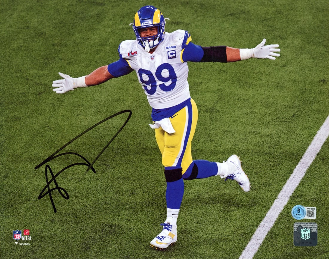 Aaron Donald Autographed 11x14 Super Bowl LVI Rams Photo Beckett Witnessed: Aaron Donald Autographed 11x14 Super Bowl LVI Rams Photo Beckett Witnessed This 11x14 horizontal photograph features Aaron Donald of the Los Angeles Rams and has been personally signed by the player w