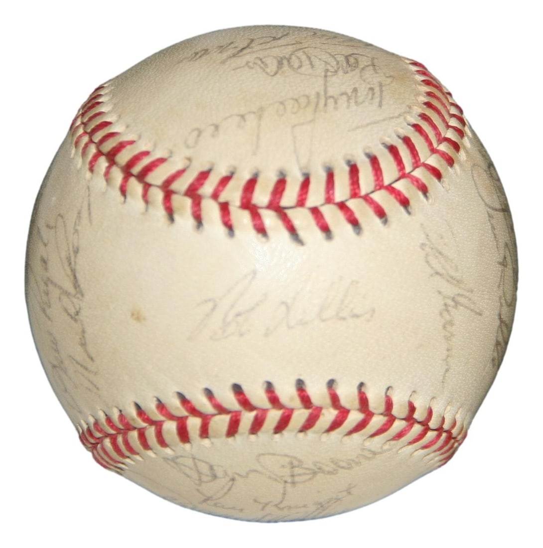 Houston Astros 1982 Team Signed Baseball 26 Signatures Nolan Ryan: Houston Astros 1982 Team Signed Baseball 26 Signatures Nolan Ryan This is an original Houston Astros baseball featuring 26 signatures from the 1982 team, including Nolan Ryan. The ball is a genuine co