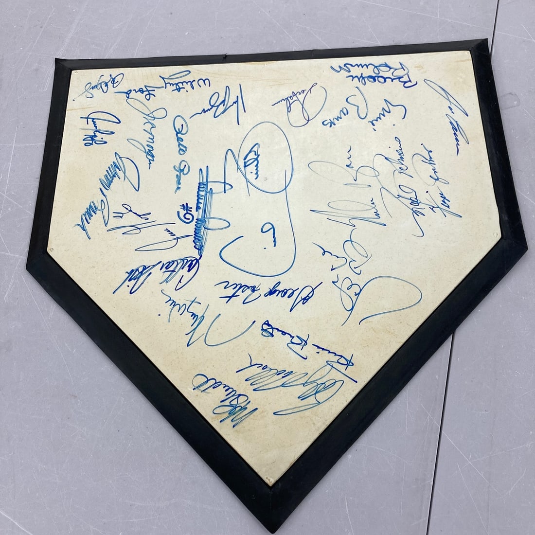 Multi Signed Baseball Home Plate Nolan Ryan Bench Clemens Schmidt JSA (1 of 11)