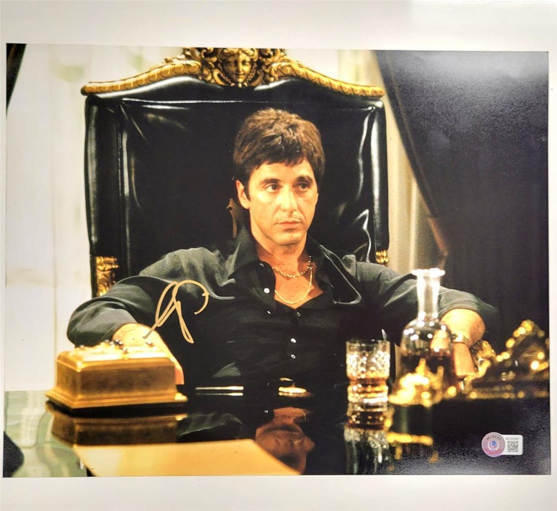 Al Pacino Scarface 11x14 Signed Photo Beckett Authenticated: Al Pacino Scarface 11x14 Signed Photo Beckett Authenticated This is a striking 11x14 photograph from the iconic movie Scarface, signed by the legendary actor Al Pacino. The photograph comes with Becke
