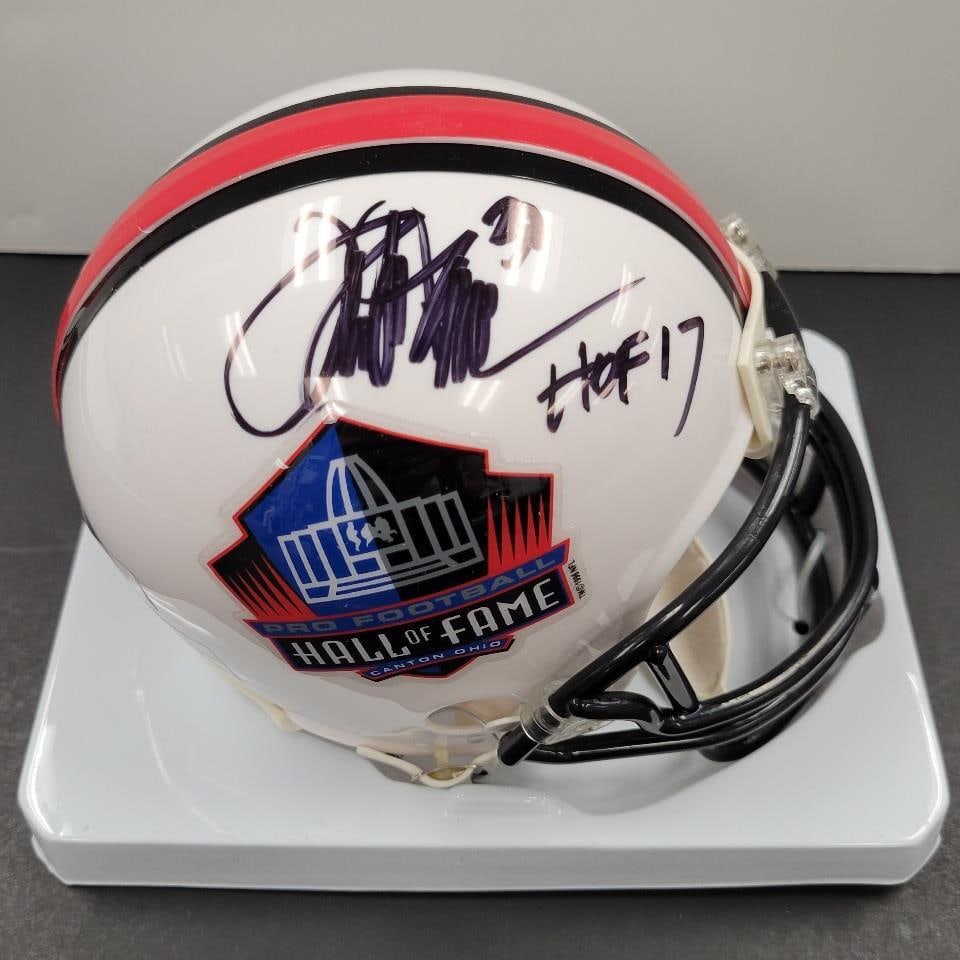 Denver Broncos Mini Helmet Signed by Terrell Davis HOF 17 Beckett BAS: Denver Broncos Mini Helmet Signed by Terrell Davis HOF 17 Beckett BAS Pre-owned original mini helmet signed by Terrell Davis and inscribed "HOF 17." This football collectible is associated with the De