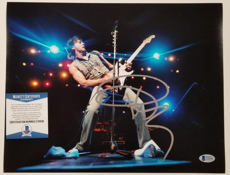 Rick Springfield Autographed 11x14 Inch Photo Beckett BAS Certified: Rick Springfield Autographed 11x14 Inch Photo Beckett BAS Certified This is an original 11x14 photograph signed by musician Rick Springfield. The autograph is authenticated by Beckett BAS COA. The ite