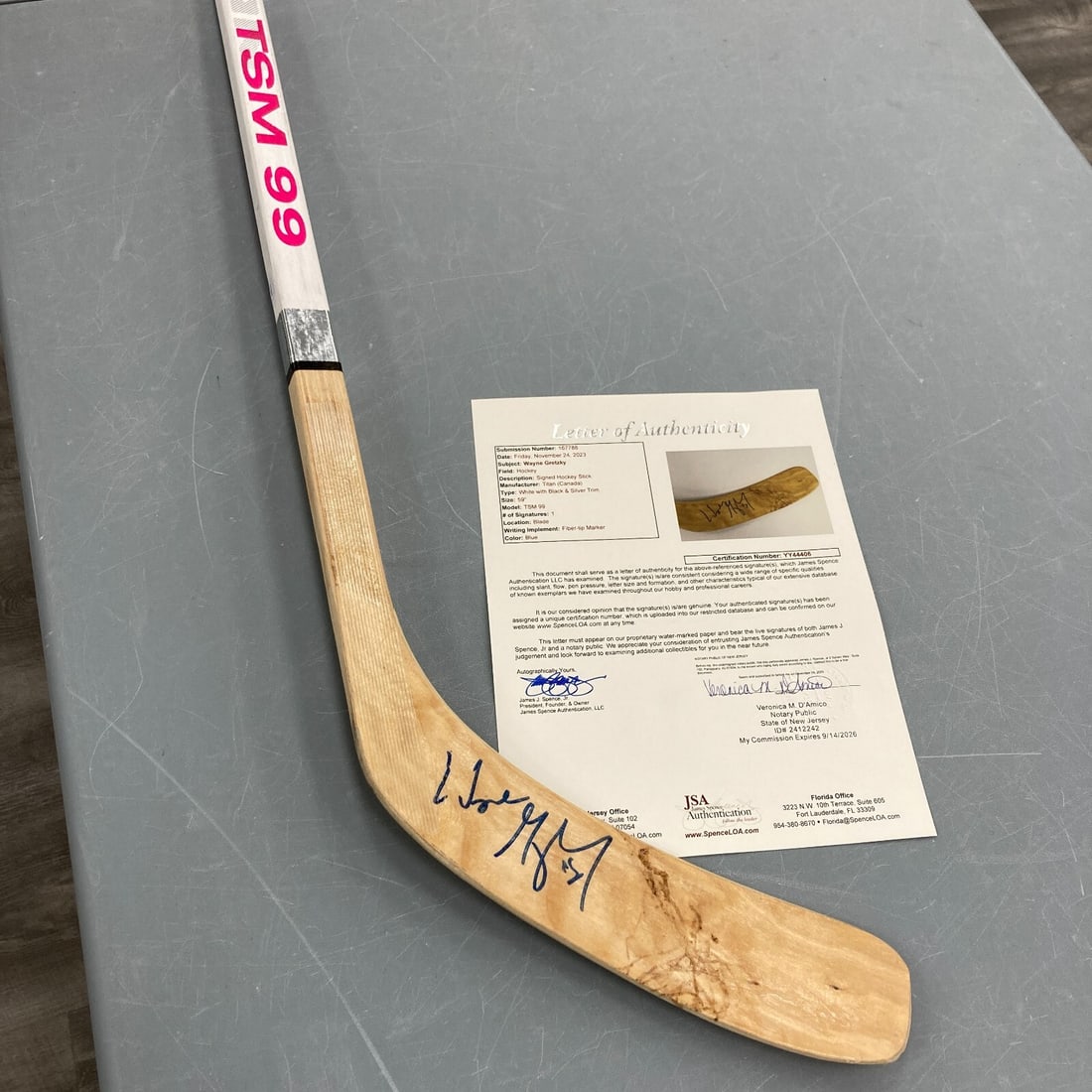 Autographed Titan hockey stick Wayne Gretzky JSA letter COA: Autographed Titan hockey stick Wayne Gretzky JSA letter COA Wayne Gretzky signed Titan game model hockey stick. This original autographed piece is authenticated by James Spence Authentication and incl