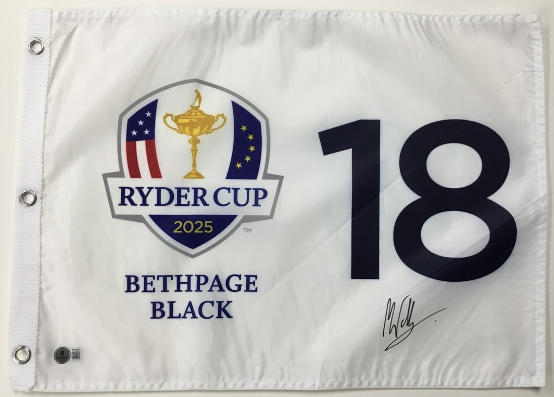 Matt Wallace Signed 2025 Ryder Cup Bethpage Black Flag Beckett Authenticated: Matt Wallace Signed 2025 Ryder Cup Bethpage Black Flag Beckett Authenticated This is an official 2025 Ryder Cup Bethpage Black 18 Pin Flag, signed by PGA star Matt Wallace. The autograph has been auth