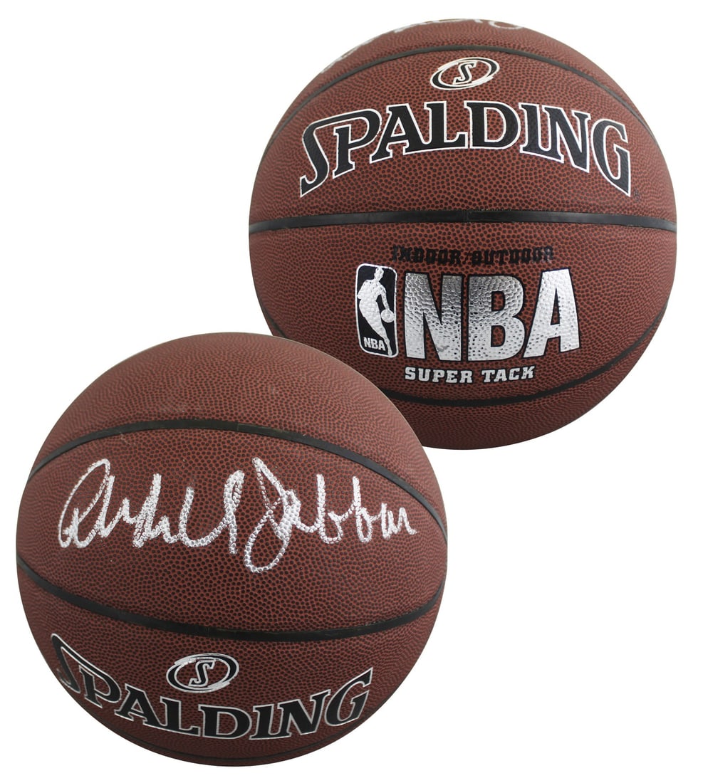 PSA ITP Kareem Abdul-Jabbar autographed Spalding Super Tack basketball (1 of 4)