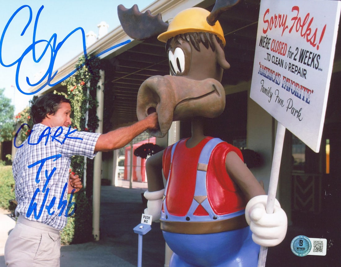 Chevy Chase Signed 8x10 Photograph Clark Ty Webb Beckett Authenticated (1 of 3)