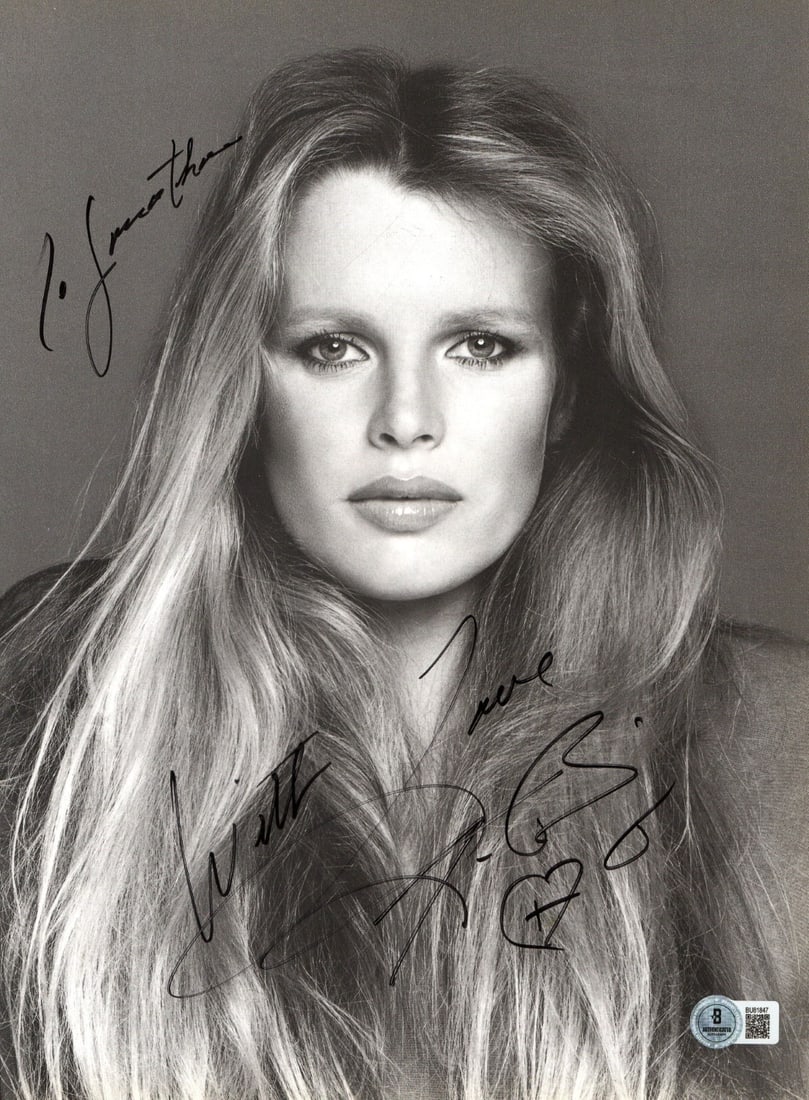 Beckett Authenticated Kim Bassinger Signed 9.5X13 Original Photo: Beckett Authenticated Kim Bassinger Signed 9.5X13 Original Photo Vintage black-and-white original photograph signed by Kim Bassinger and inscribed "To Jonathan." This pre-owned piece is authenticated 