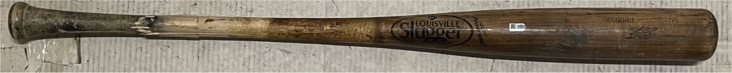 Louisville Slugger game used bat Yasmani Grandal Los Angeles Dodgers (1 of 8)