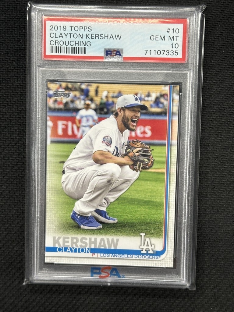 Clayton Kershaw 2019 Topps Crouching Image Variation PSA 10 Dodgers Card (1 of 2)