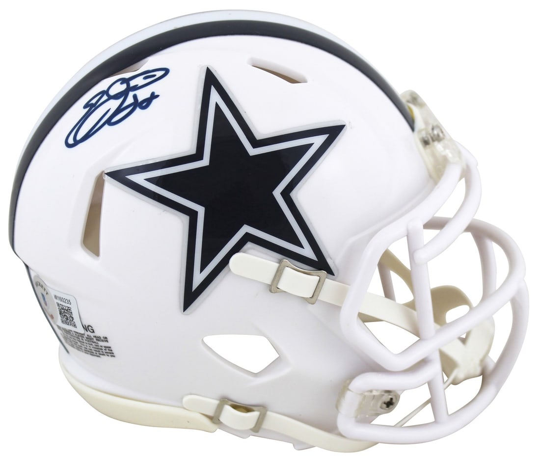 Emmitt Smith autographed Dallas Cowboys 2022 alternate white mini helmet Beckett: Emmitt Smith autographed Dallas Cowboys 2022 alternate white mini helmet Beckett Autographed 2022 alternate white Speed mini helmet personally signed by Emmitt Smith for the Dallas Cowboys. This origi