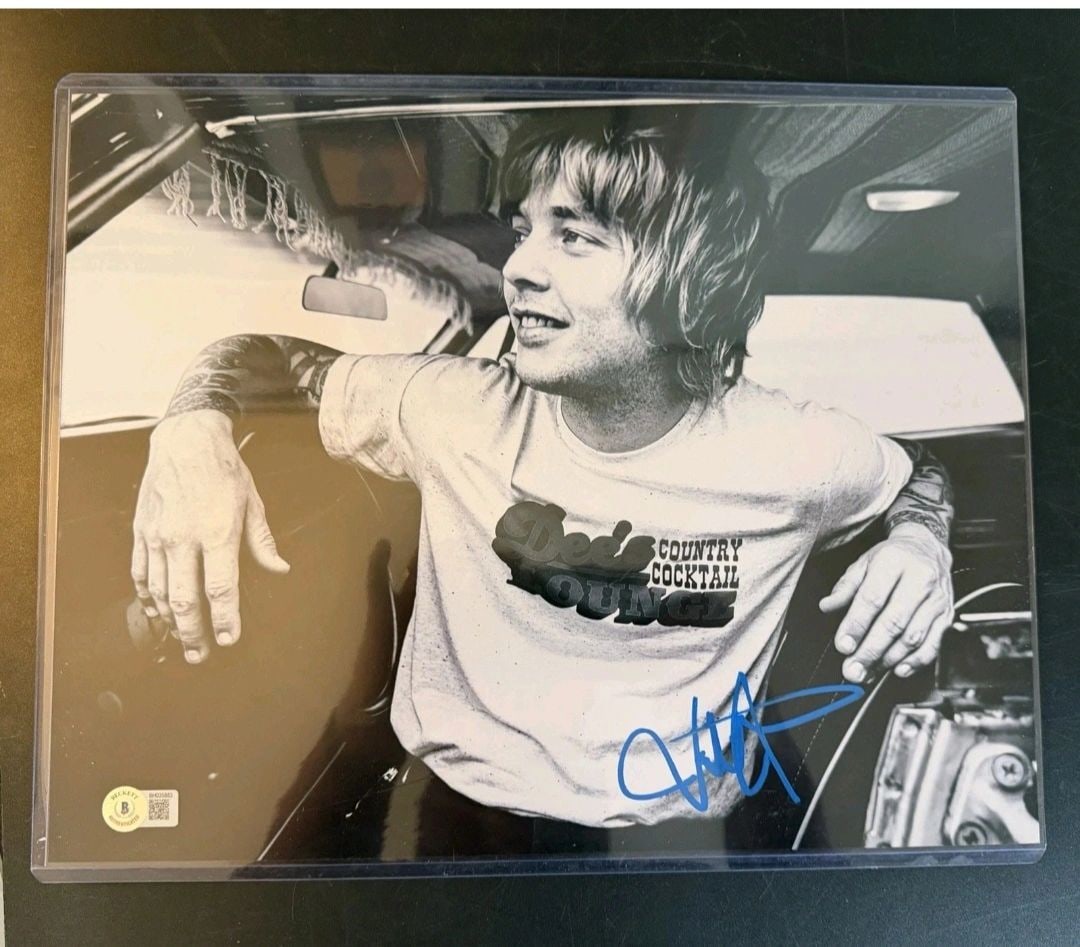 Autographed 8x10 Photo Billy Strings Beckett COA (1 of 5)