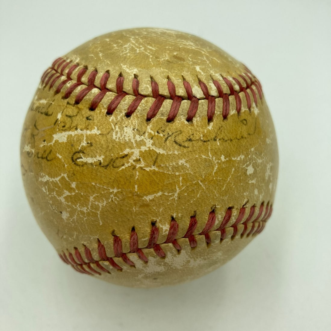 Bill McKechnie Signed 1946 National League Baseball JSA COA HOF Inscription: Bill McKechnie Signed 1946 National League Baseball JSA COA HOF Inscription This authentic 1946 National League (Frick) baseball features a unique signature from Hall of Fame manager Bill McKechnie, k