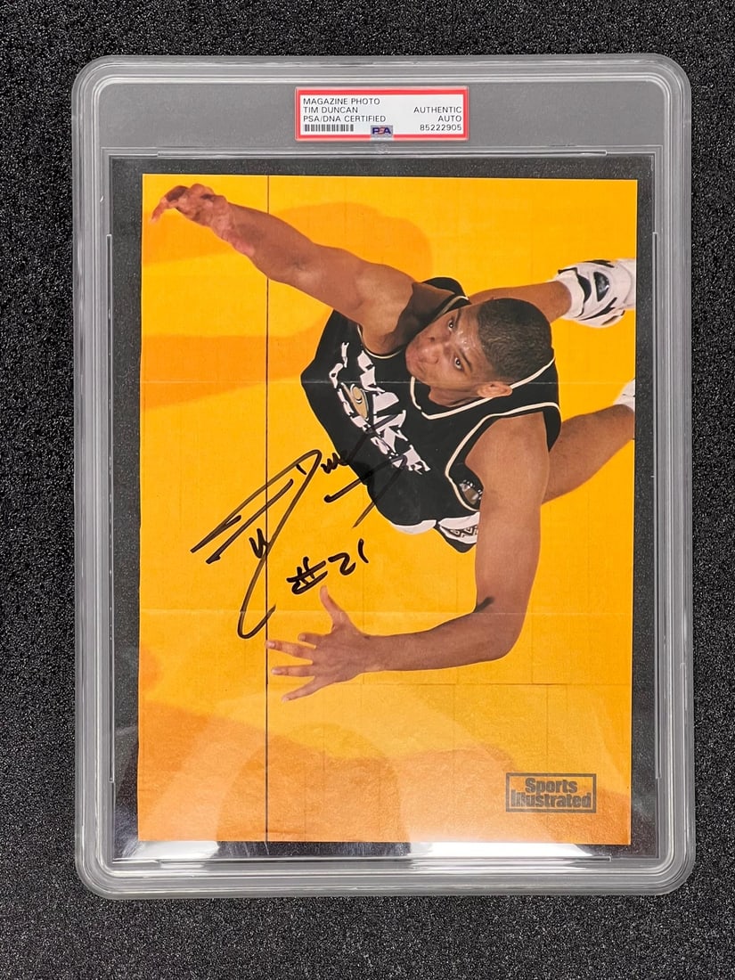 PSA DNA Encapsulated Tim Duncan Autographed 8x10 Photo: PSA DNA Encapsulated Tim Duncan Autographed 8x10 Photo Professionally printed 8x10 photo signed by Tim Duncan and encapsulated by PSA. This pre-owned piece features an autograph from the San Antonio S