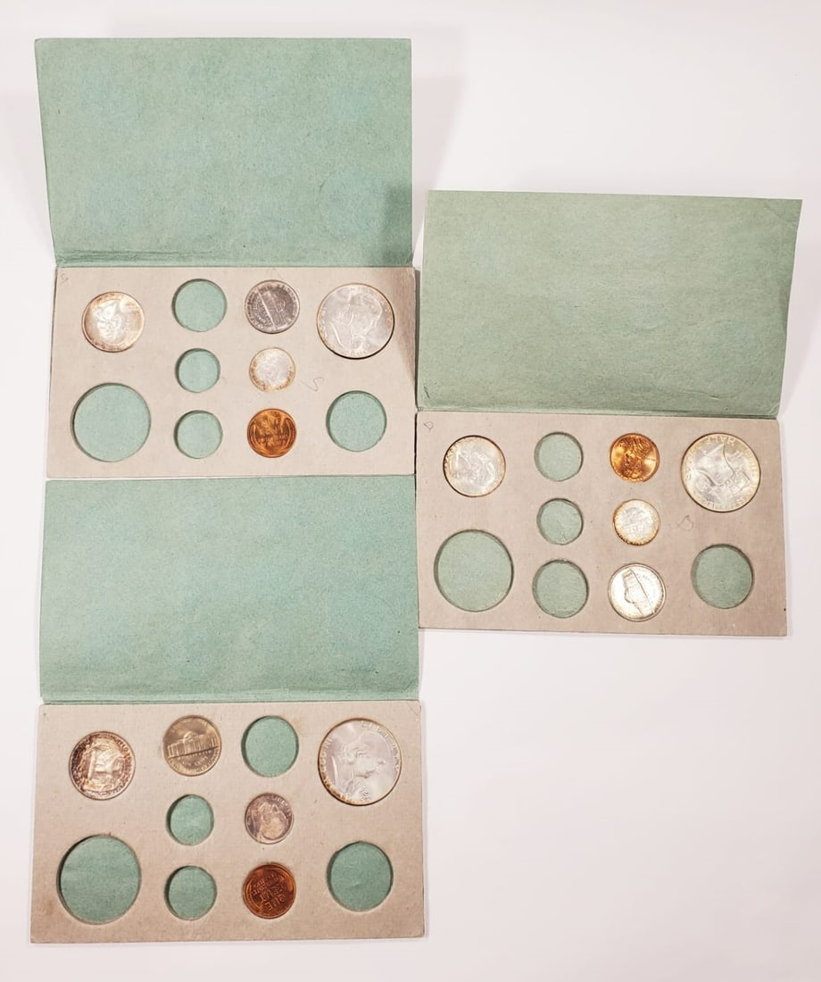 1952 Uncirculated OGP Mint Set Philadelphia Denver San Francisco Half Complete: 1952 Uncirculated OGP Mint Set Philadelphia Denver San Francisco Half Complete Original Government Packaging mint set featuring 1952 Philadelphia, Denver, and San Francisco issues. This incomplete set