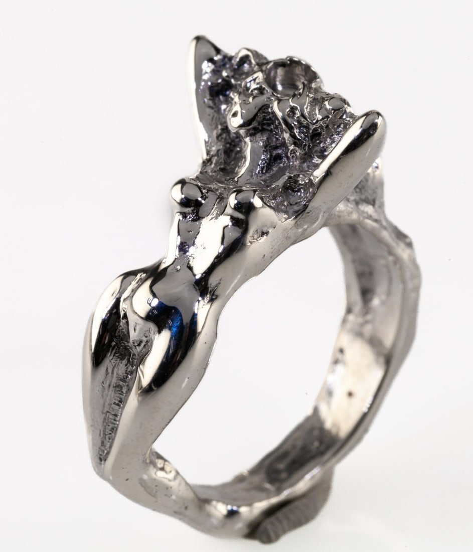 Size 8.5 Sterling Silver Band Ring with Sculpted Nude Female Figure: Size 8.5 Sterling Silver Band Ring with Sculpted Nude Female Figure Vintage sterling silver band ring featuring a sculpted erotic nude woman motif bonded to the band. This pre-owned piece has a substa