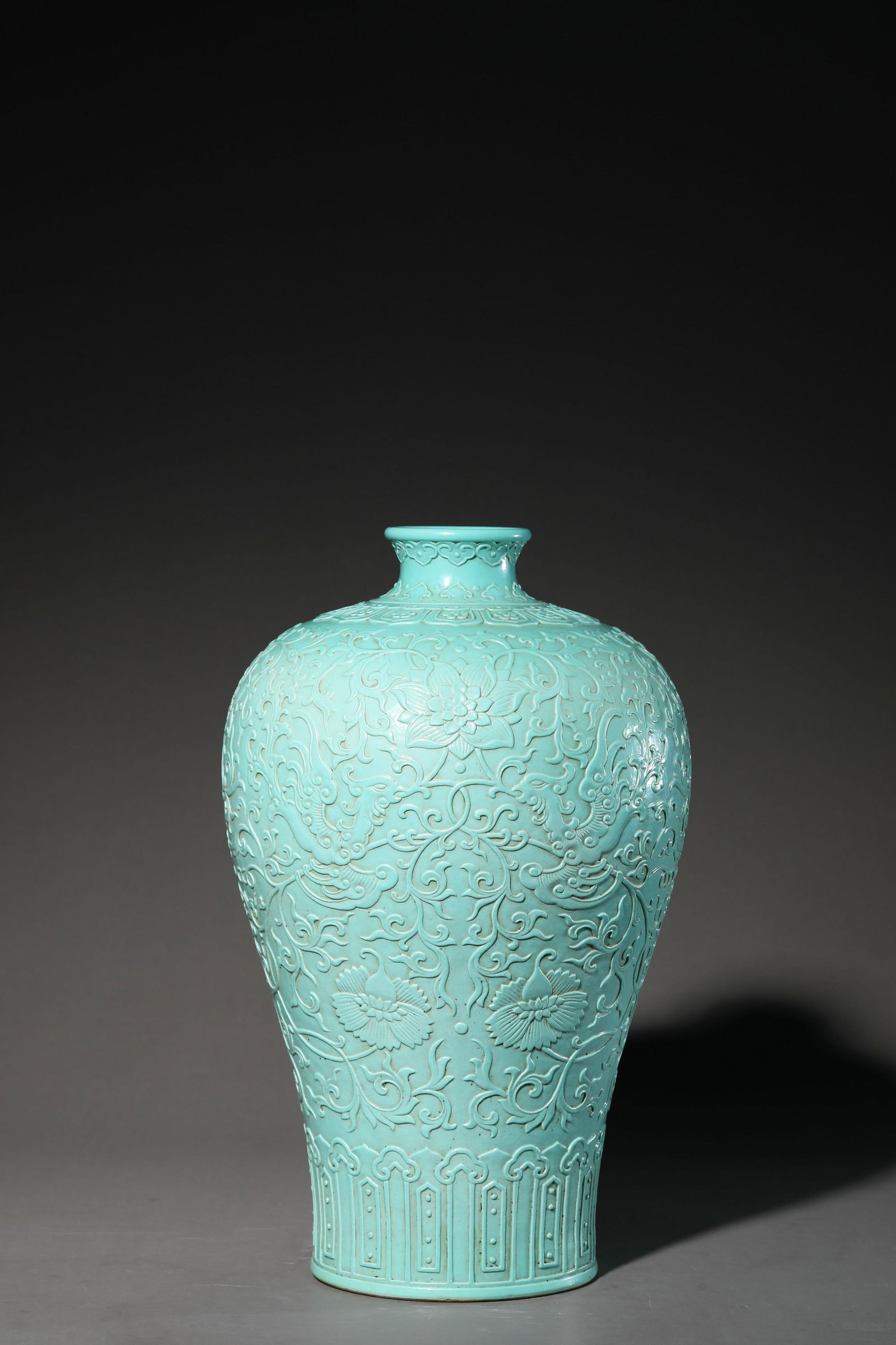 A Turquoise-Ground Incised Phoenix Meiping Vase (1 of 8)