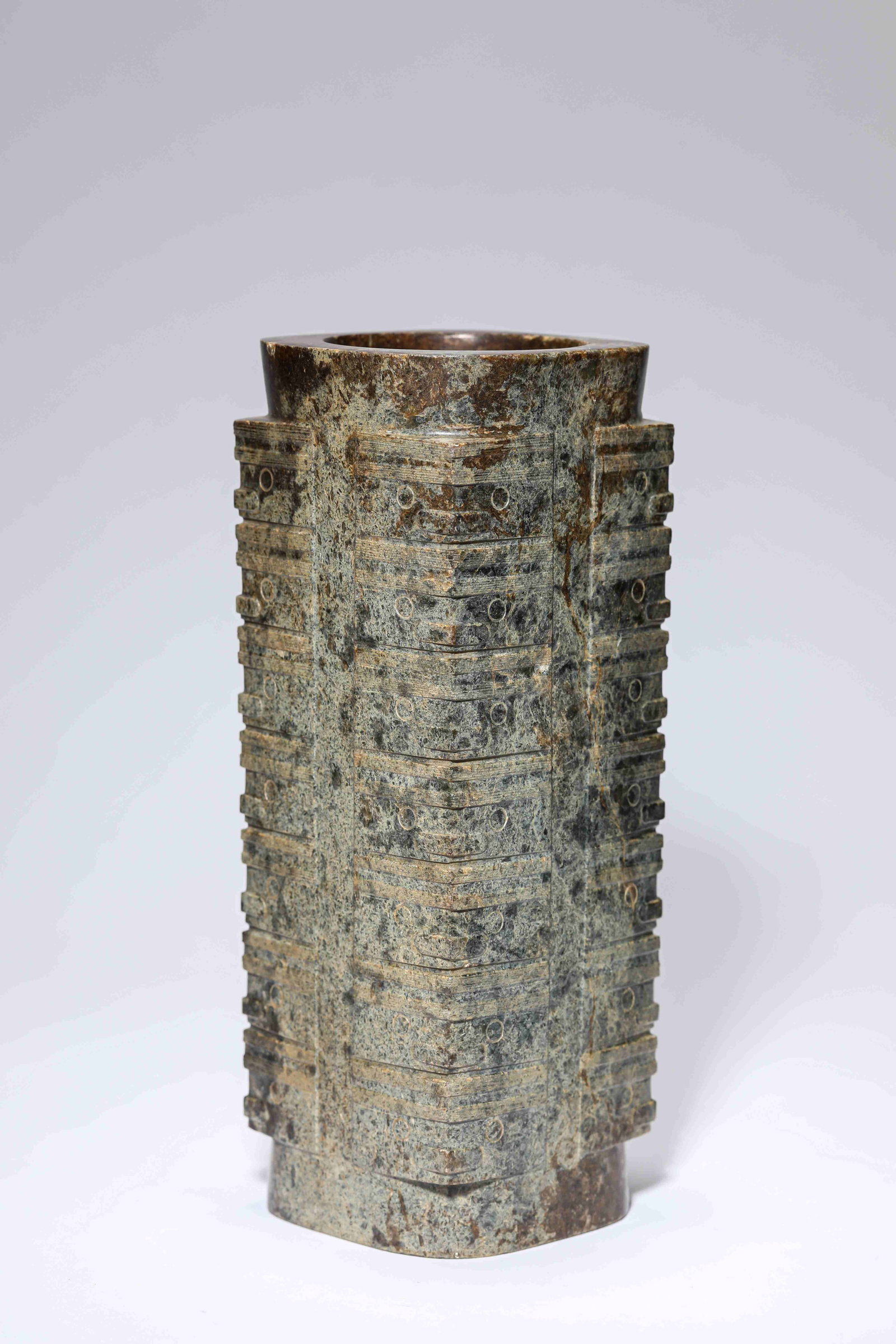 A Jade Cong - 4