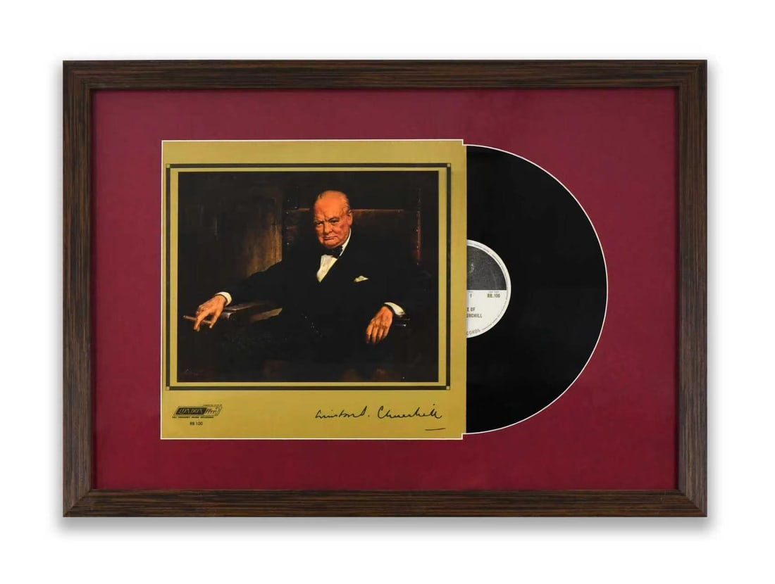 WINSTON CHURCHILL - Signed Portrait Record Sleeve Display (1 of 1)