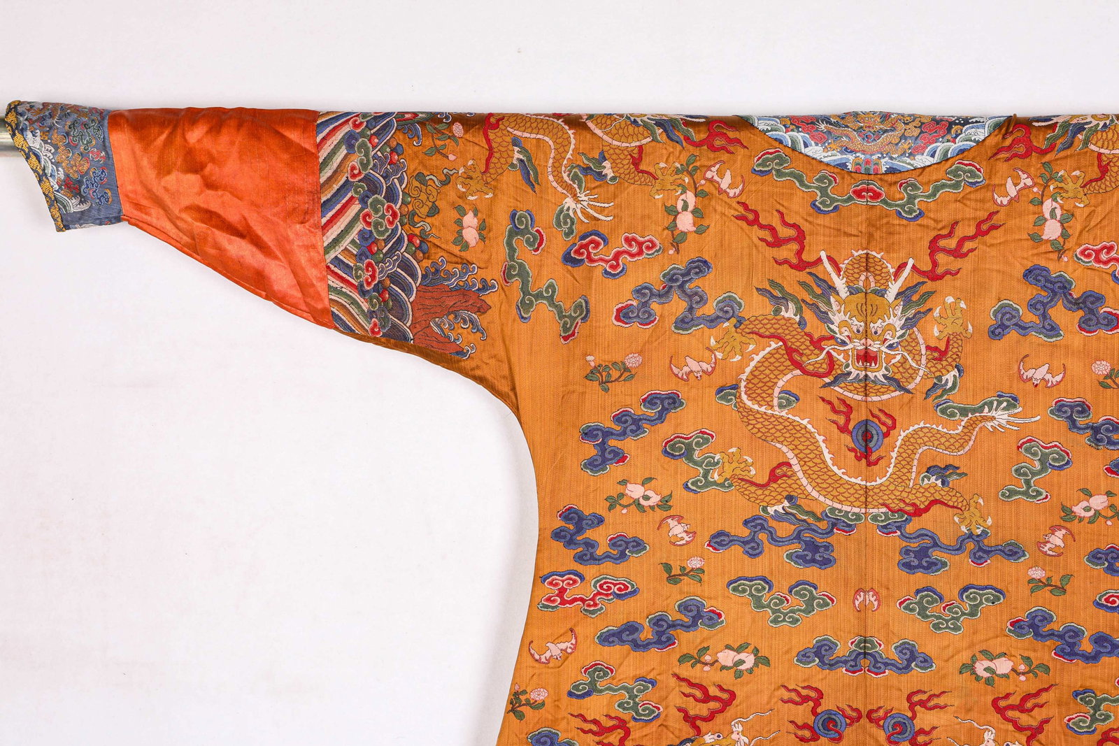 A 'Dragon' Robe - 8