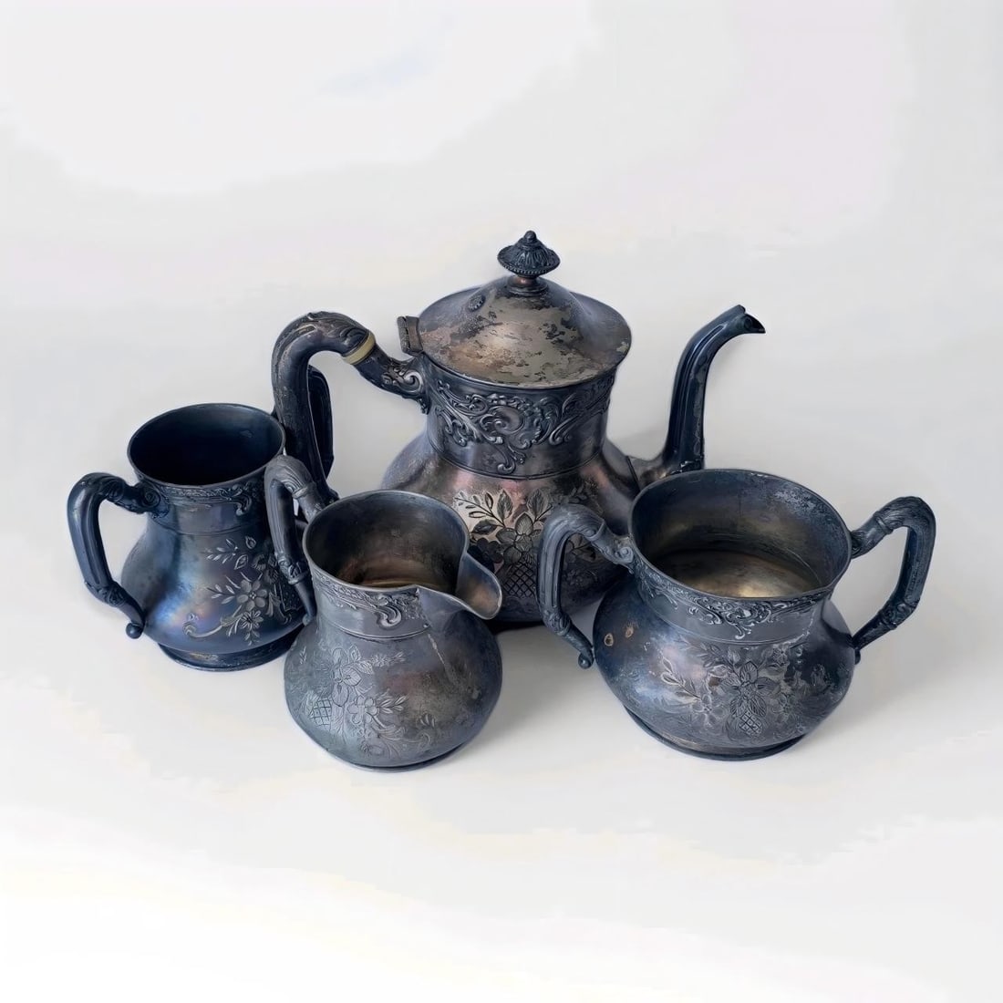 Engraved Metal Tea Service (1 of 1)